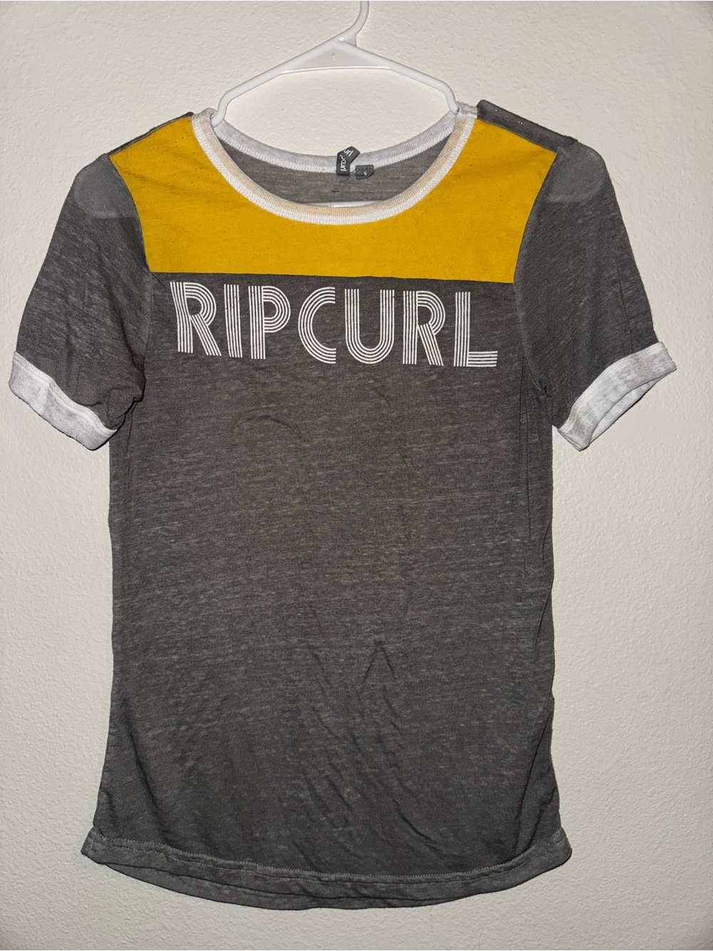 Women’s Rip Curl shirt